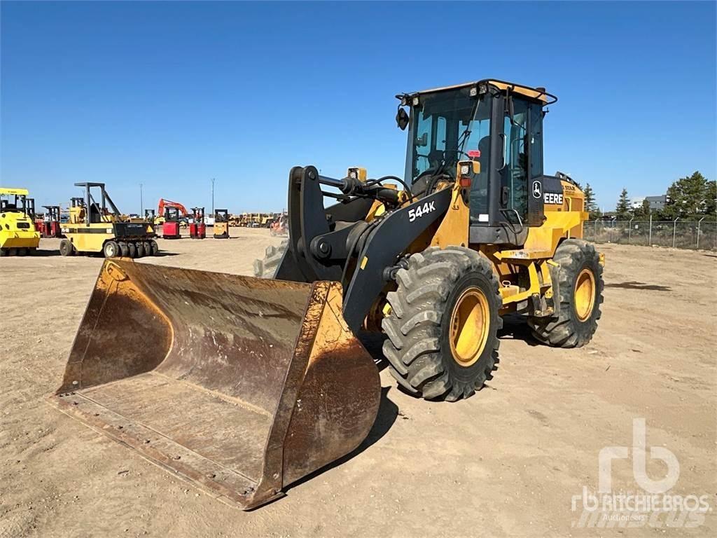 John Deere 544K Gumikerekes homlokrakodók