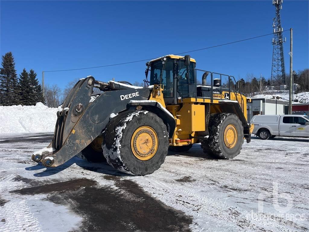 John Deere 944K Gumikerekes homlokrakodók