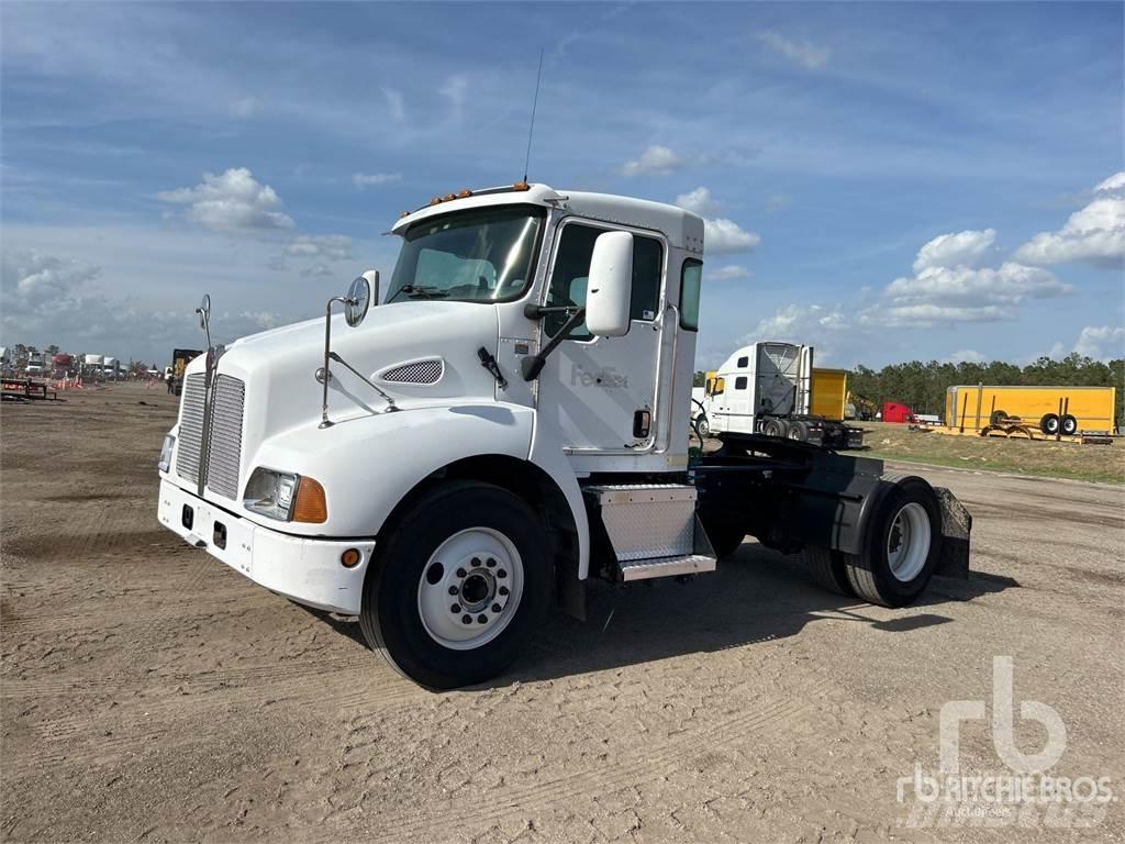 Kenworth T300 Nyergesvontatók