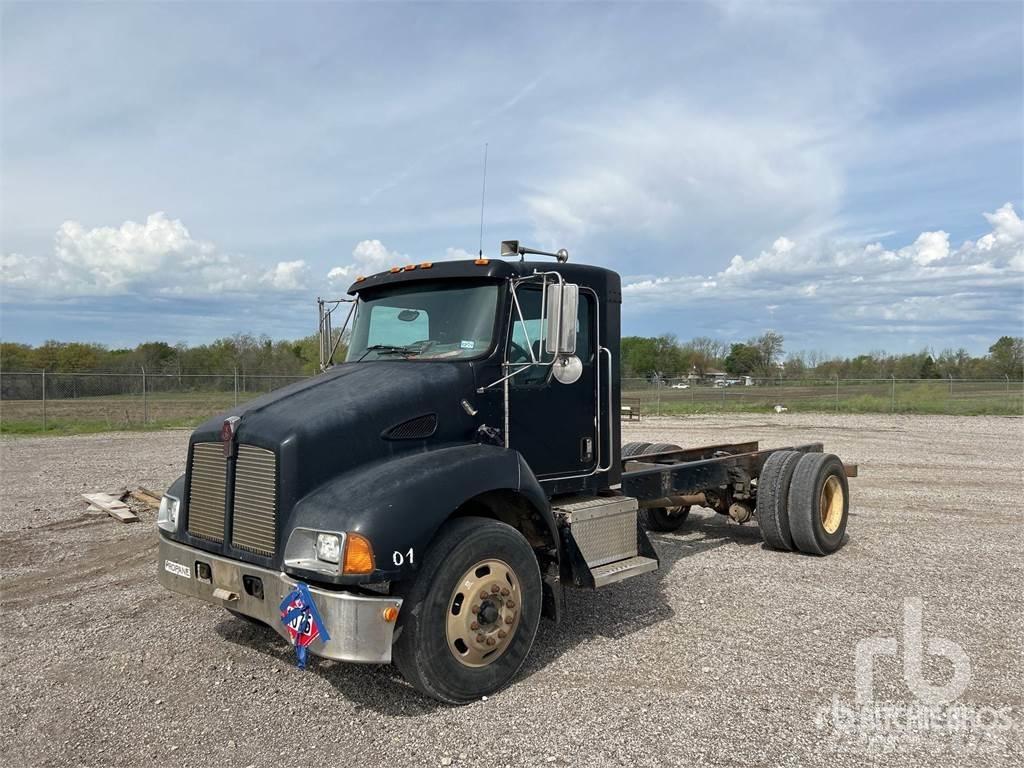 Kenworth T300 Fülkés alváz
