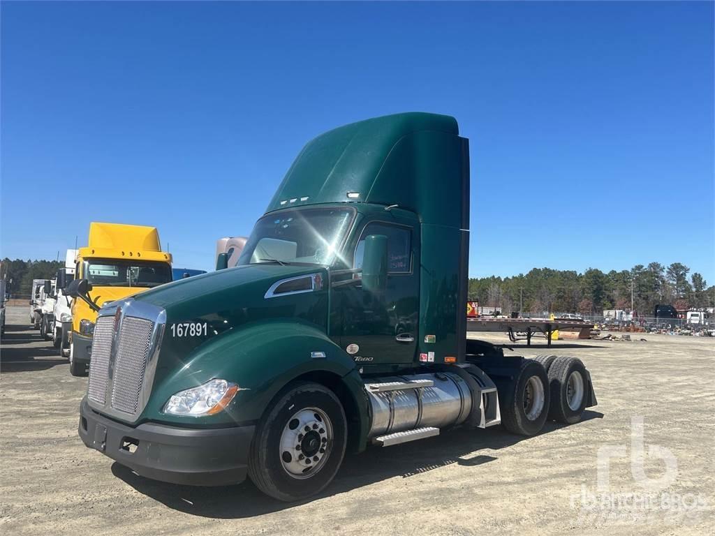 Kenworth T680 Nyergesvontatók