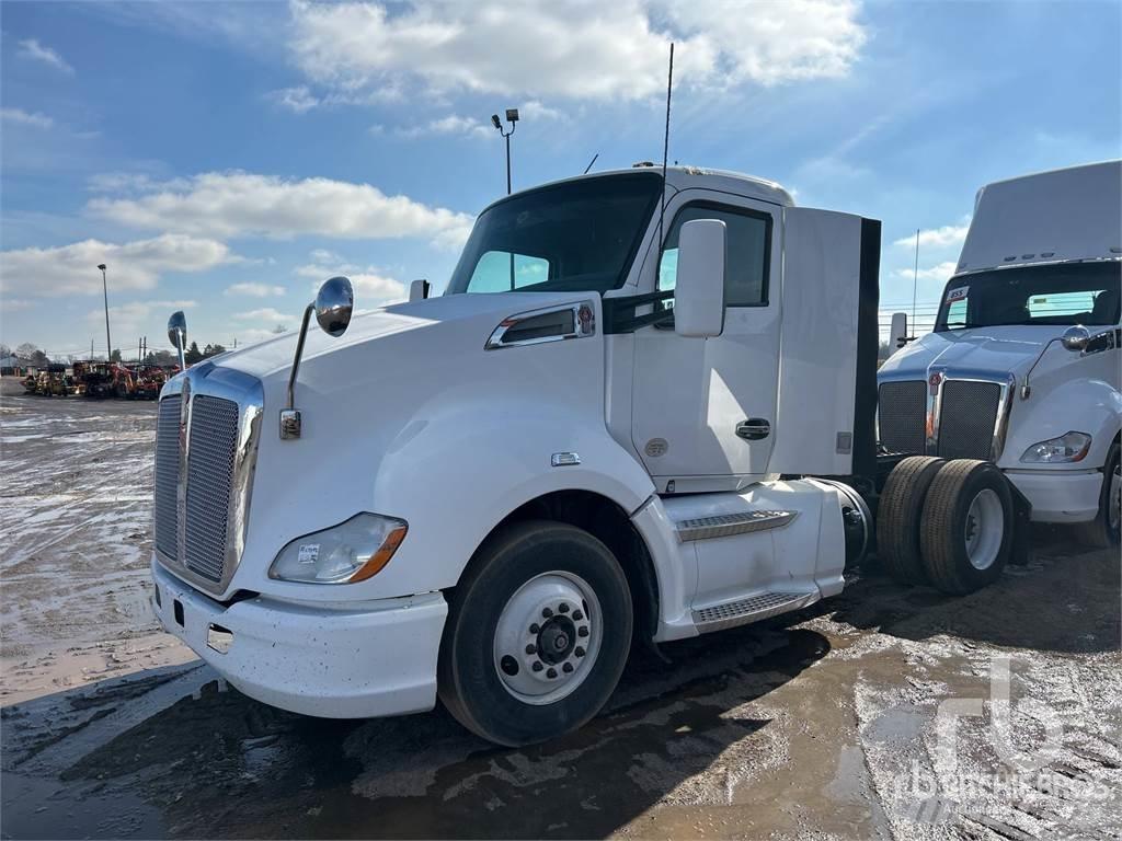 Kenworth T680 Nyergesvontatók