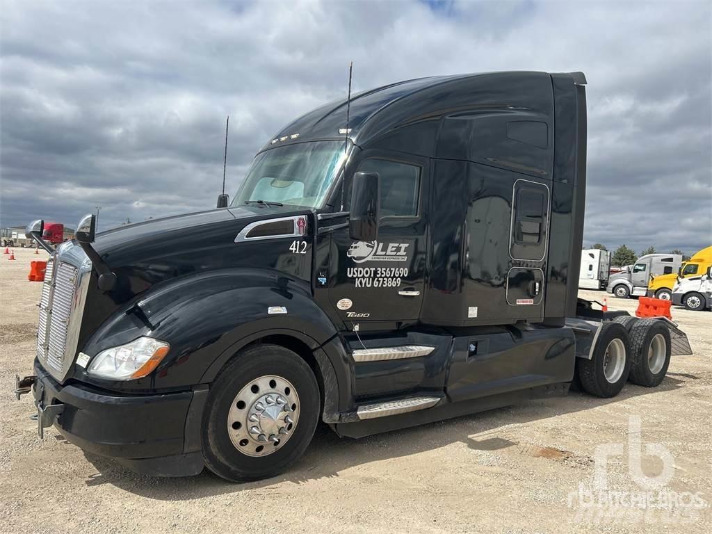 Kenworth T680 Nyergesvontatók