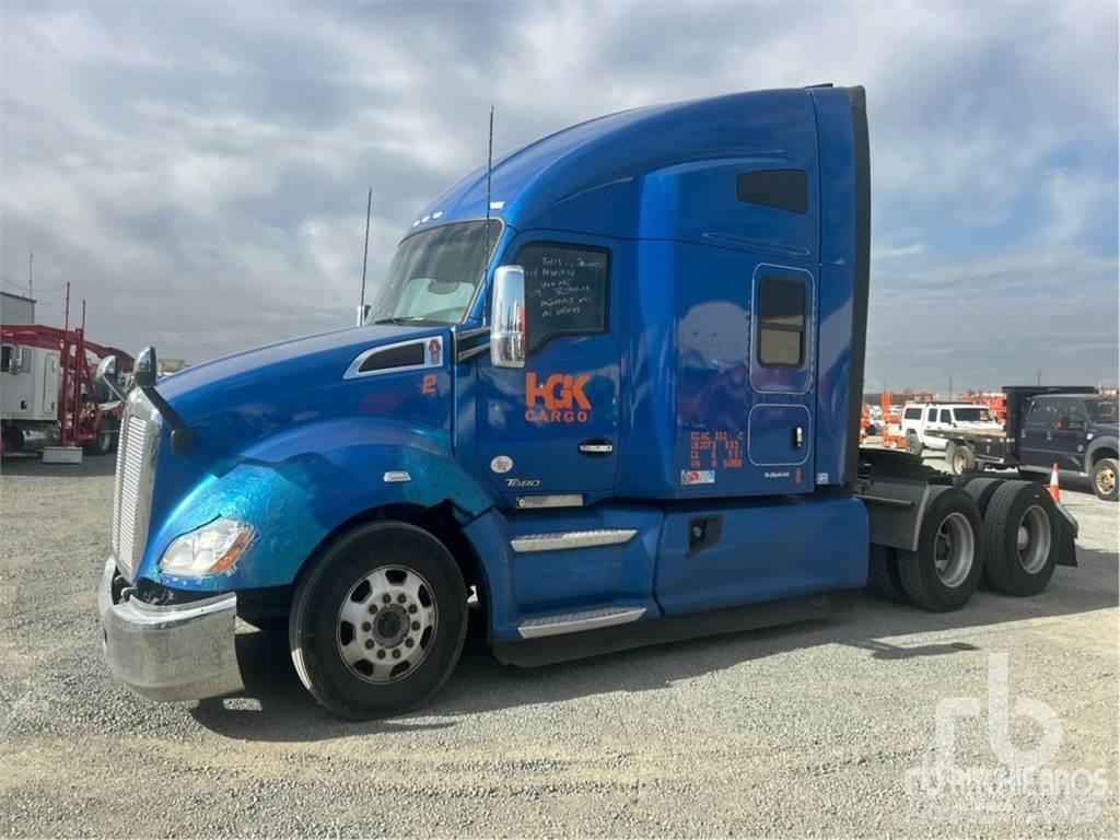 Kenworth T680 Nyergesvontatók