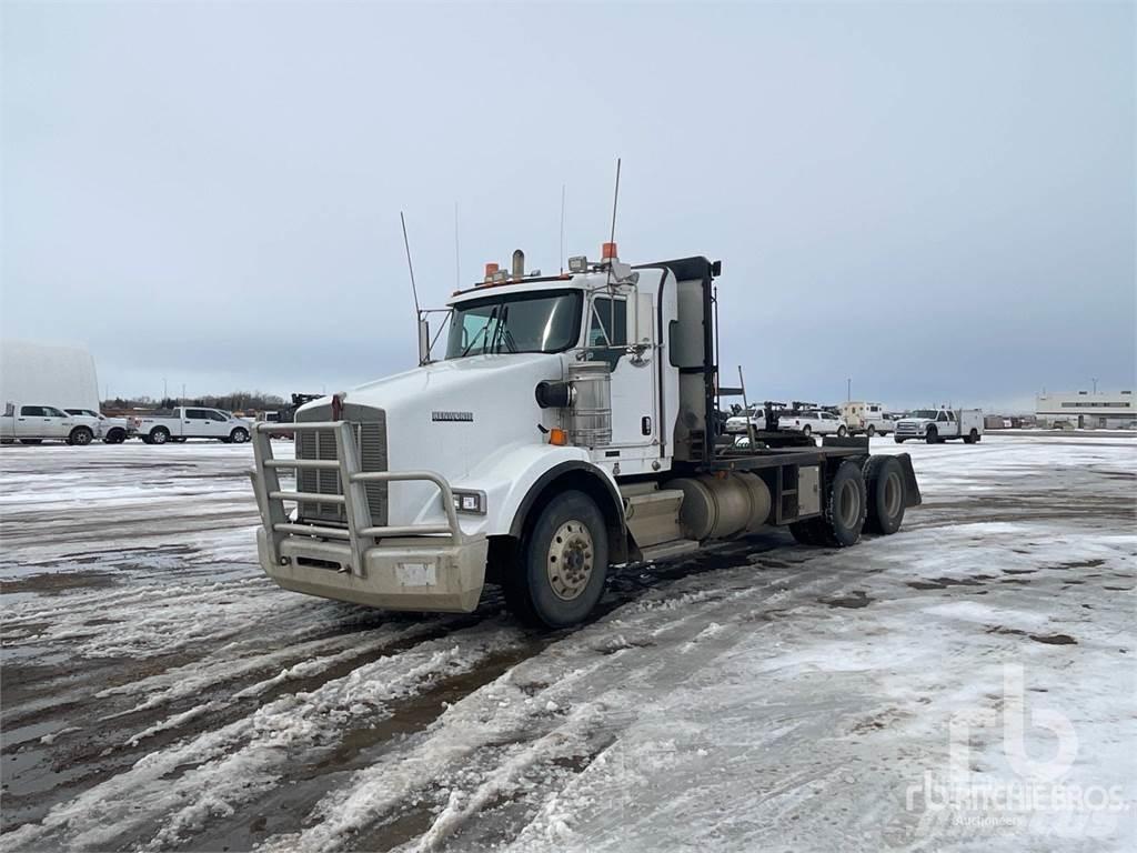 Kenworth T800 Platós/Csörlős teherautók