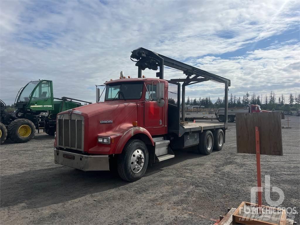 Kenworth T800 Platós / Ponyvás teherautók