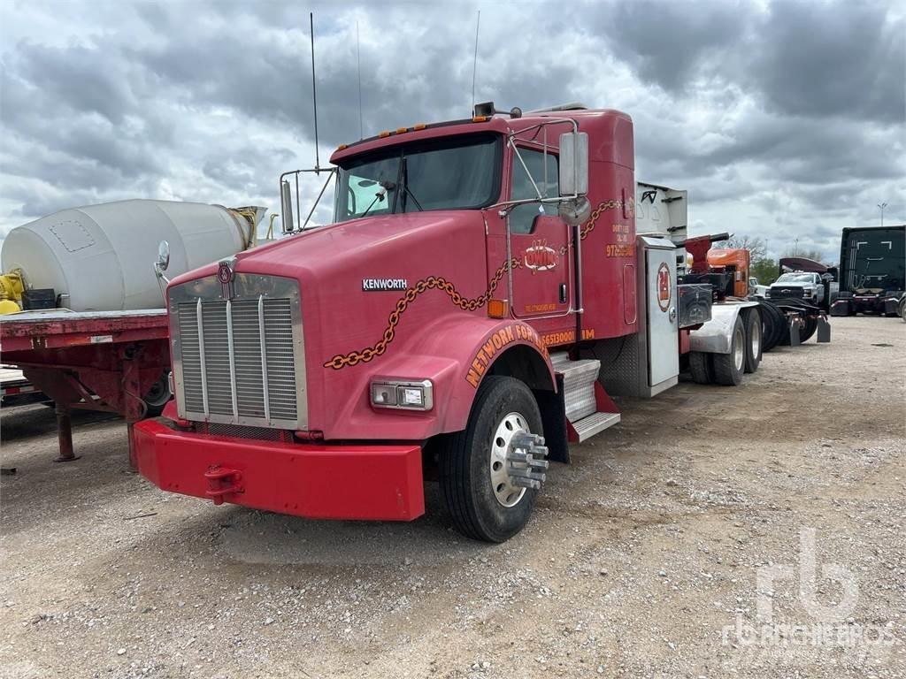 Kenworth T800 Platós/Csörlős teherautók