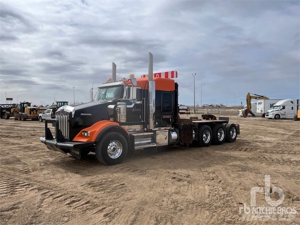 Kenworth T800 Platós/Csörlős teherautók