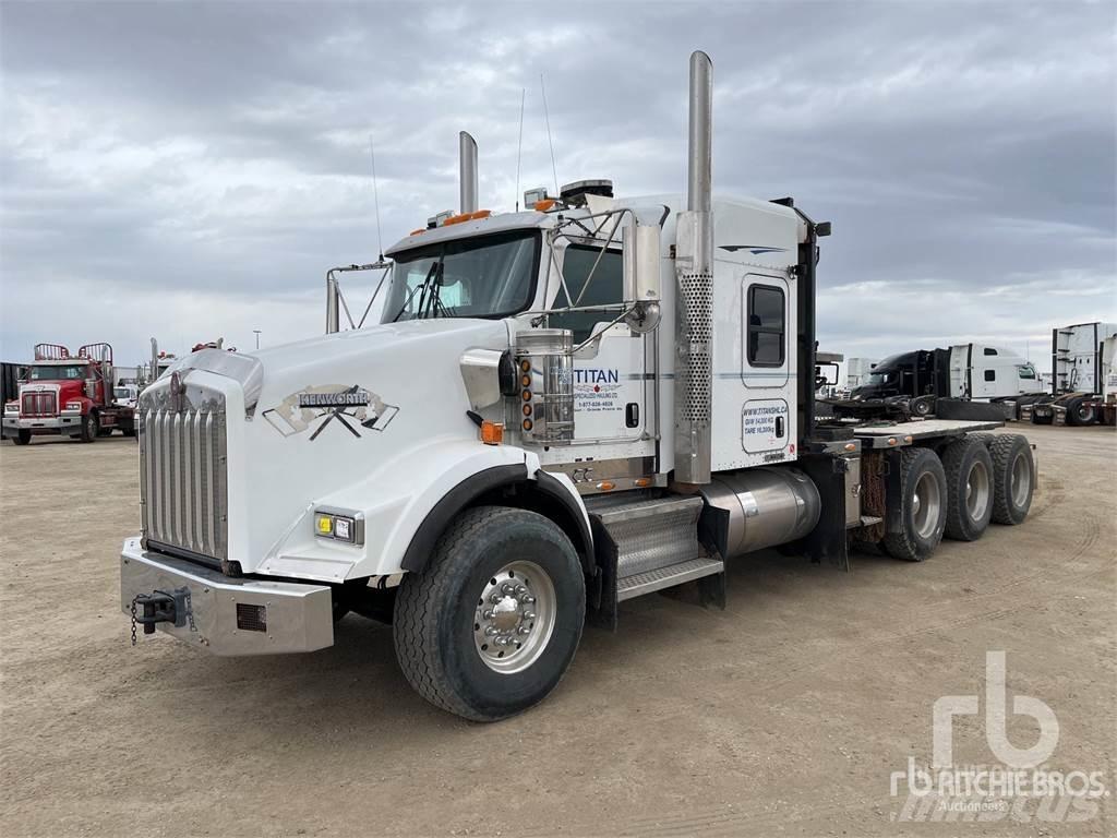 Kenworth T800 Platós/Csörlős teherautók