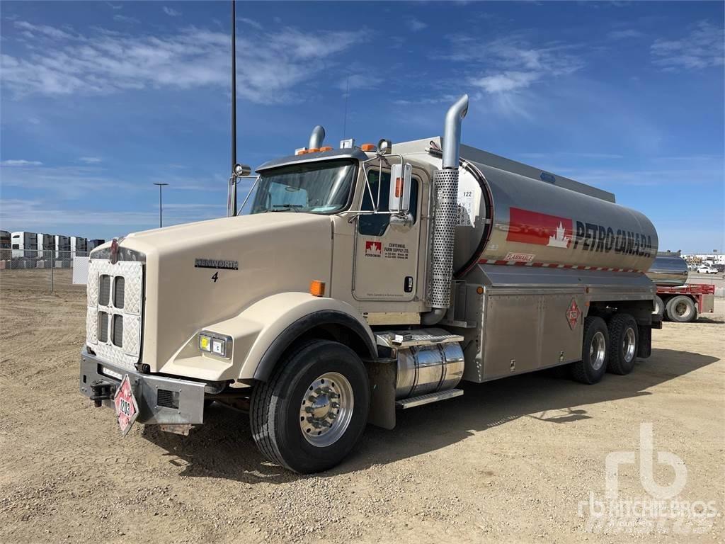 Kenworth T800 Tartályos teherautók