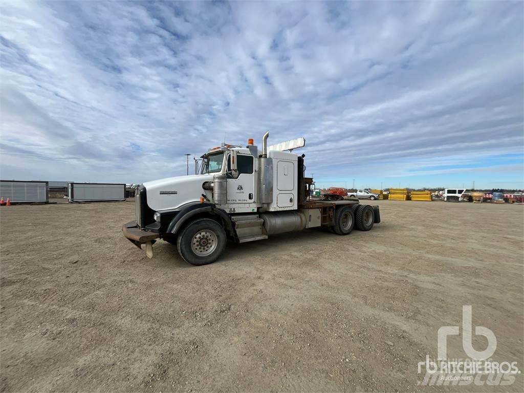 Kenworth T800 Platós/Csörlős teherautók