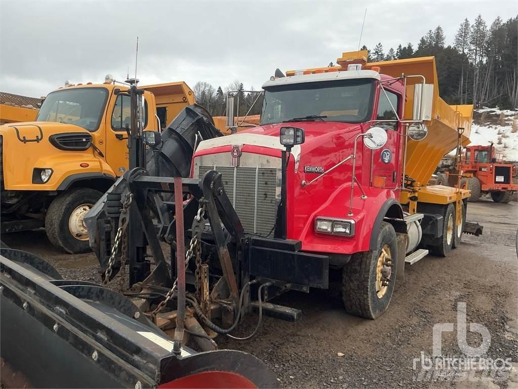 Kenworth T800 Hóeltakarítók