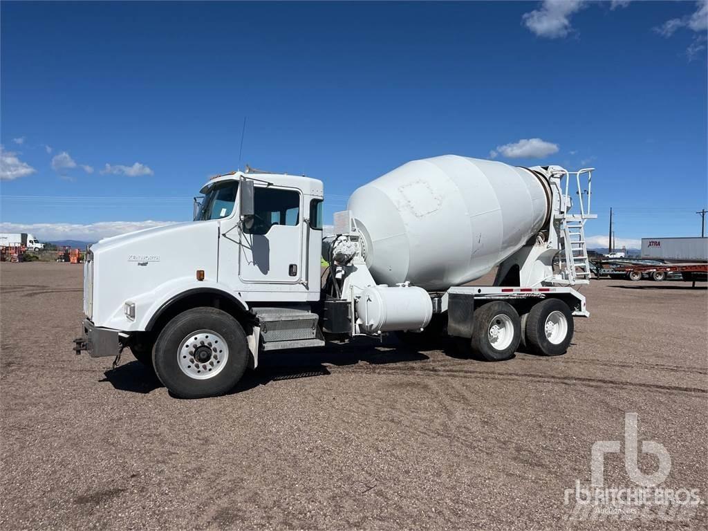 Kenworth T800 Betonkeverők/Betonpumpák
