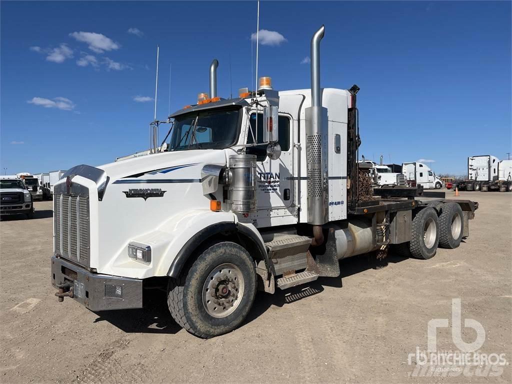 Kenworth T800B Platós/Csörlős teherautók