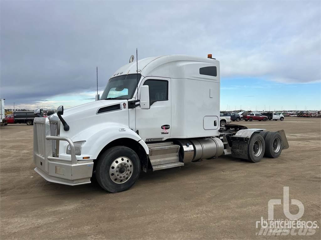 Kenworth T880 Nyergesvontatók