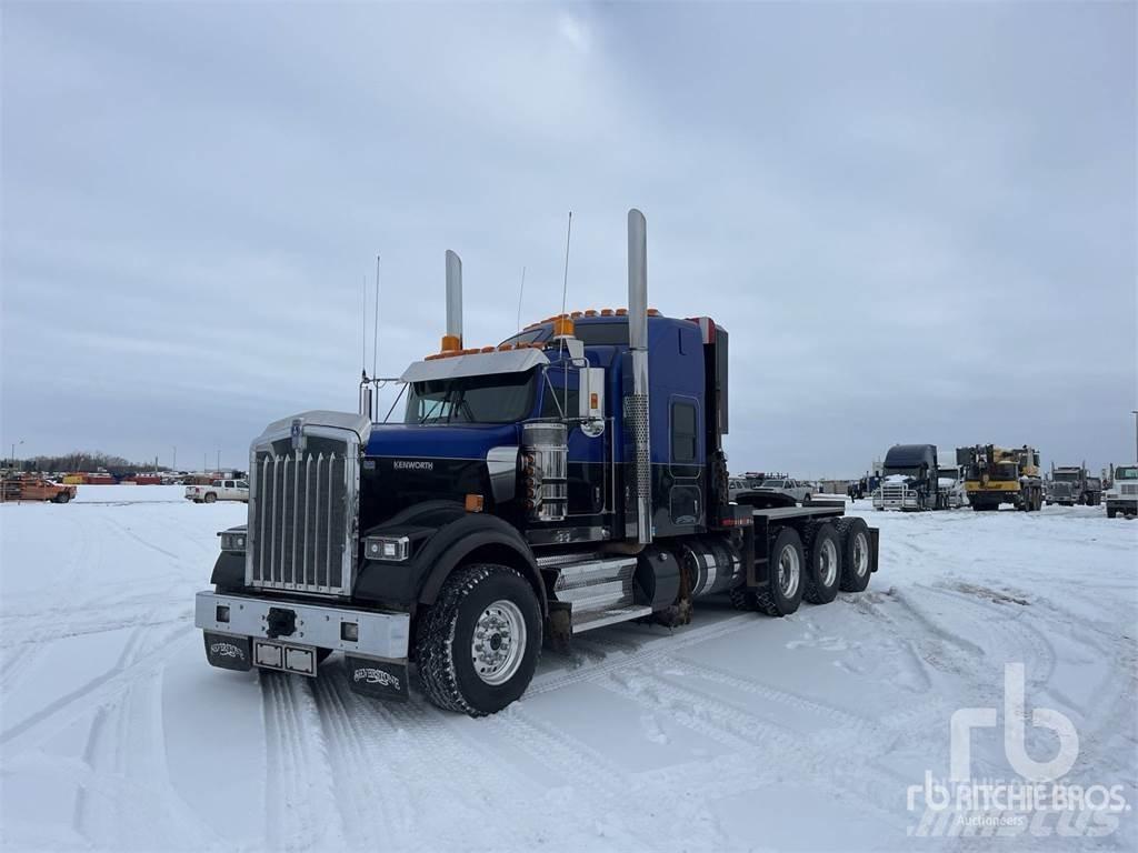 Kenworth W900 Platós/Csörlős teherautók
