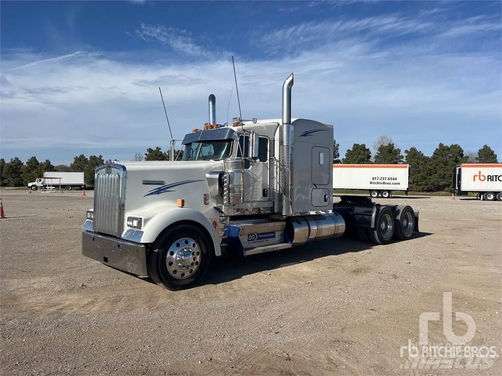 Kenworth W900 Nyergesvontatók