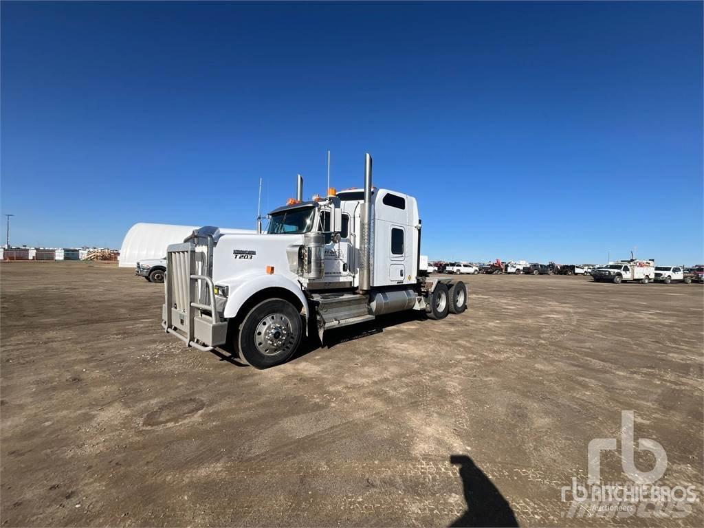 Kenworth W900 Nyergesvontatók
