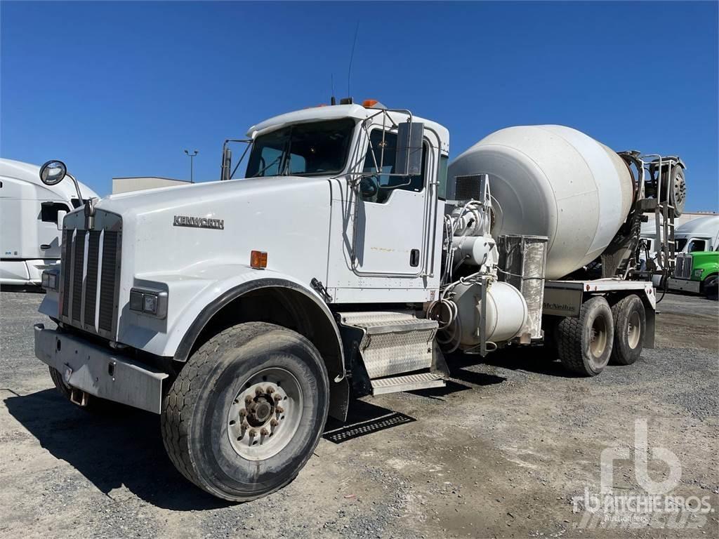 Kenworth W900 Betonkeverők/Betonpumpák