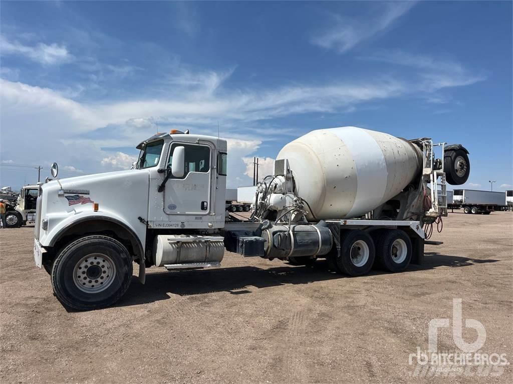 Kenworth W900 Betonkeverők/Betonpumpák