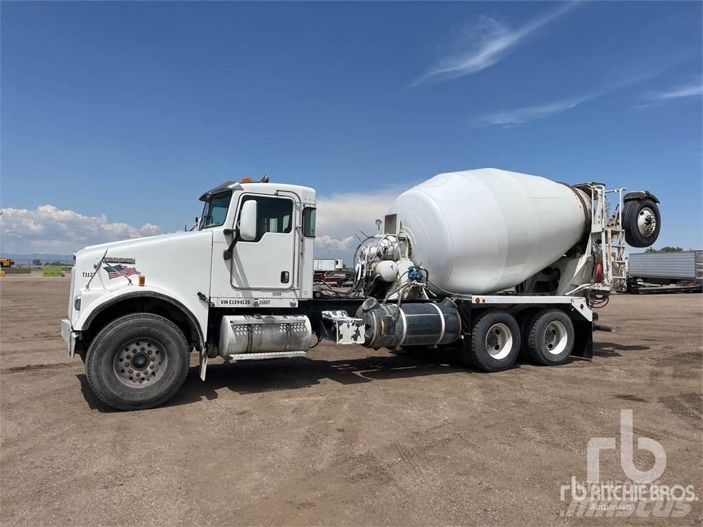 Kenworth W900 Betonkeverők/Betonpumpák