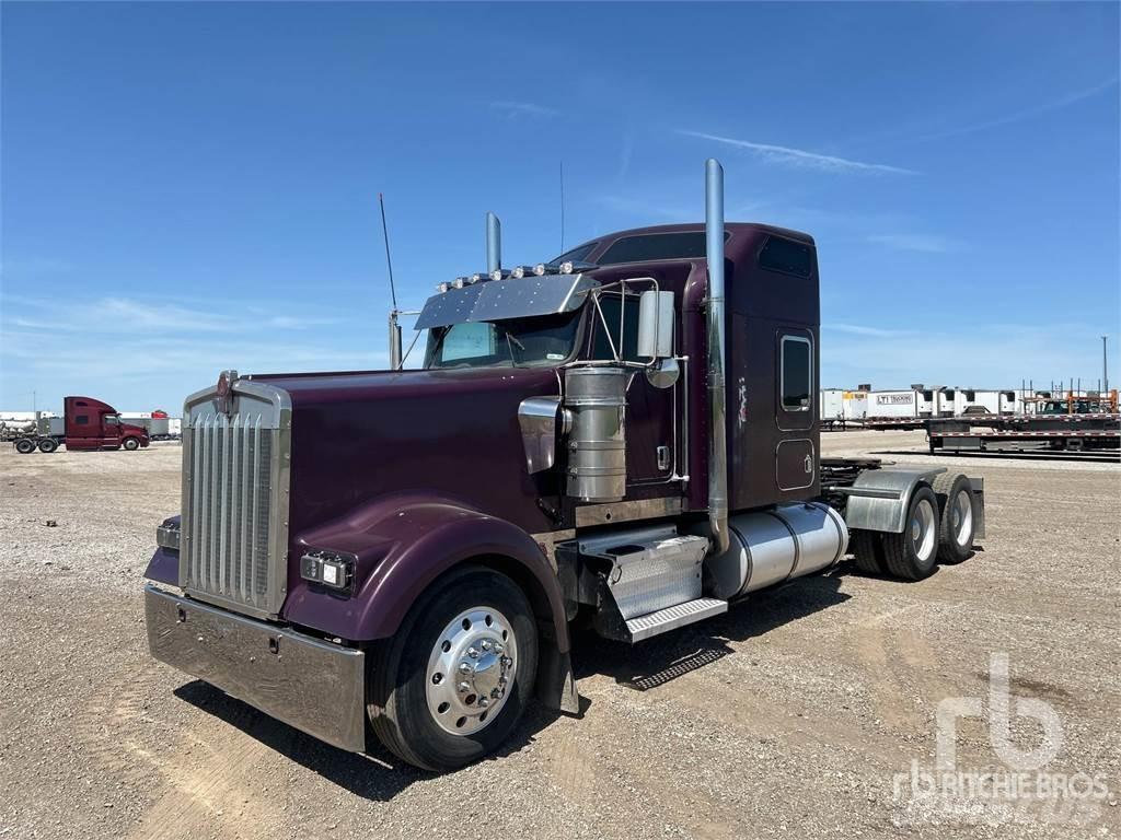 Kenworth W900L Nyergesvontatók