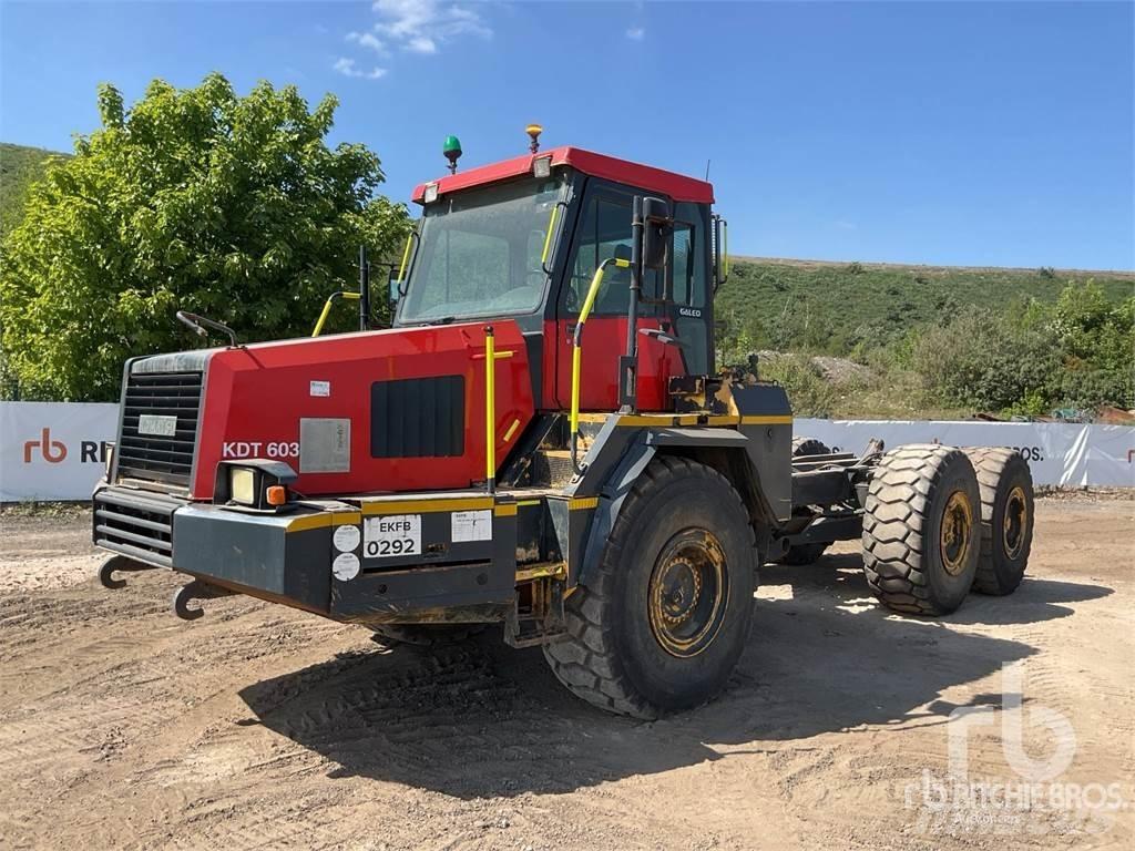 Komatsu HM300-1 Csuklósdömperek