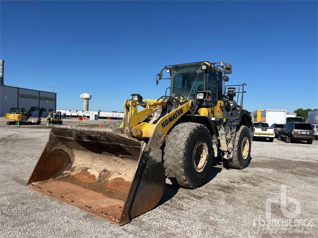 Komatsu WA380-8 Gumikerekes homlokrakodók