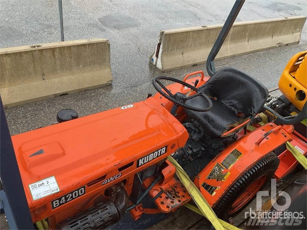 Kubota B4200D Kompakt traktorok