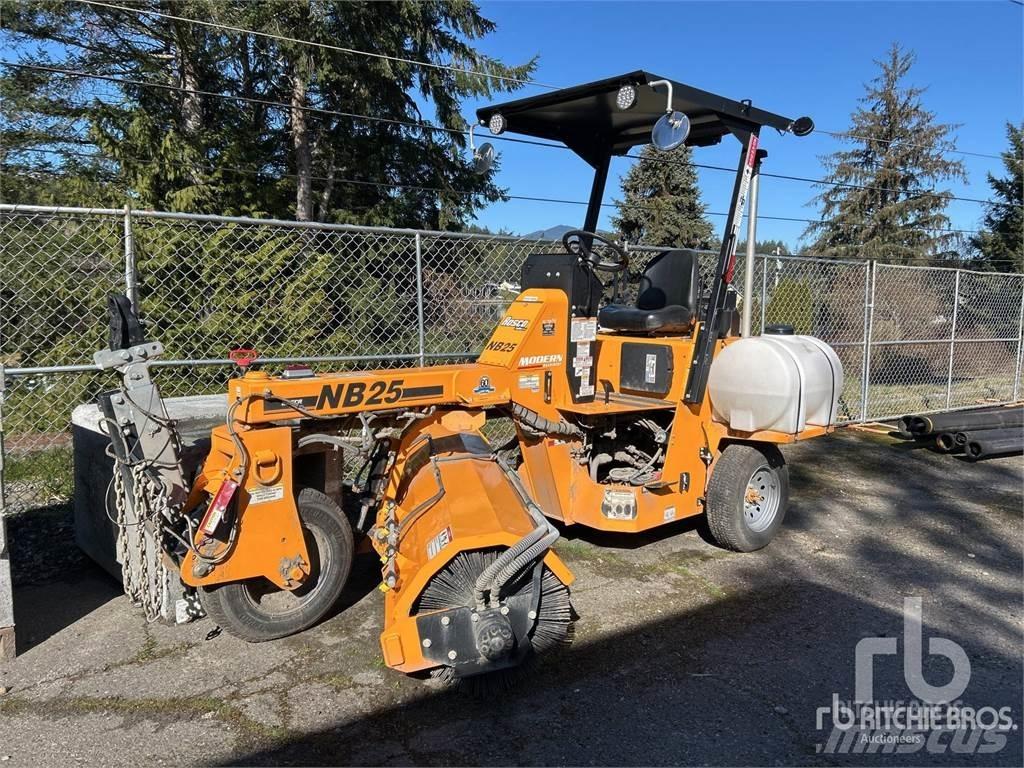 LeeBoy NB25 Beltéri takarító gépek