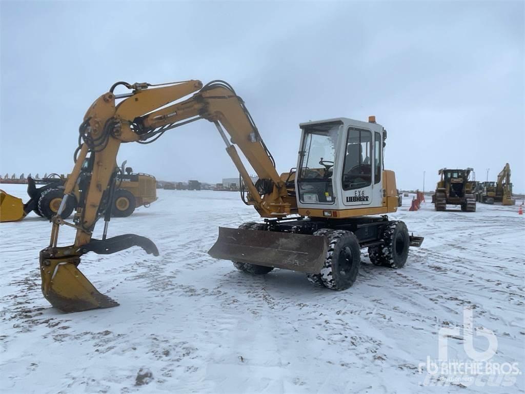 Liebherr A308 Gumikerekes kotrók
