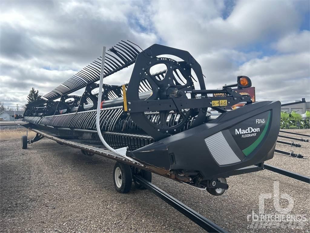 MacDon FD145 Kombájn adapterek