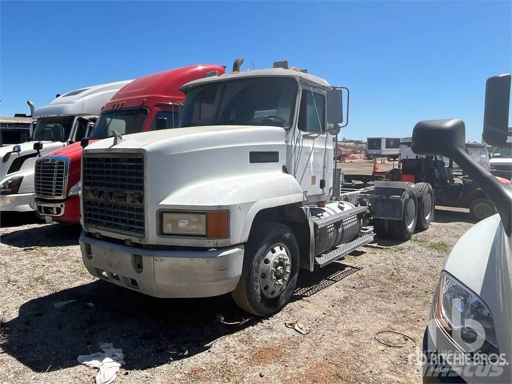 Mack CH613 Nyergesvontatók