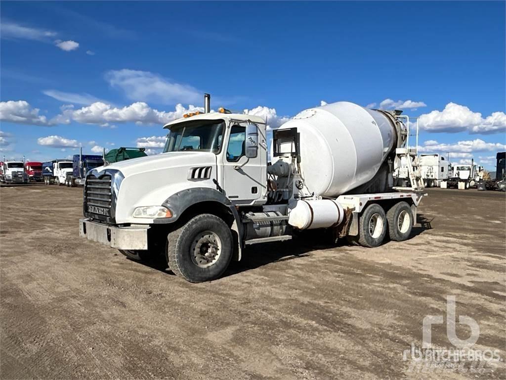 Mack CT713 Betonkeverők/Betonpumpák