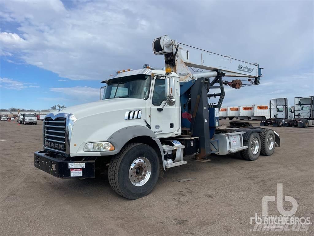 Mack GU813 Darus teherautók