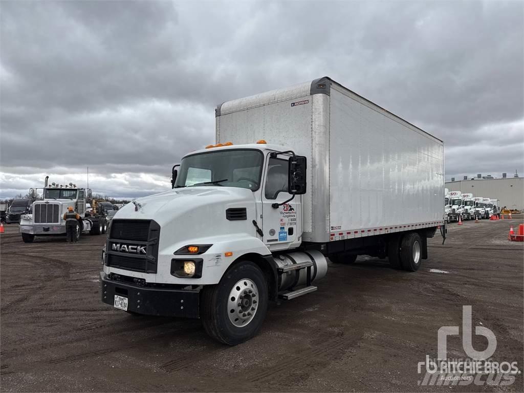 Mack MD Transporterek