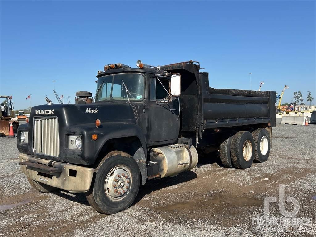 Mack R612 Billenő teherautók