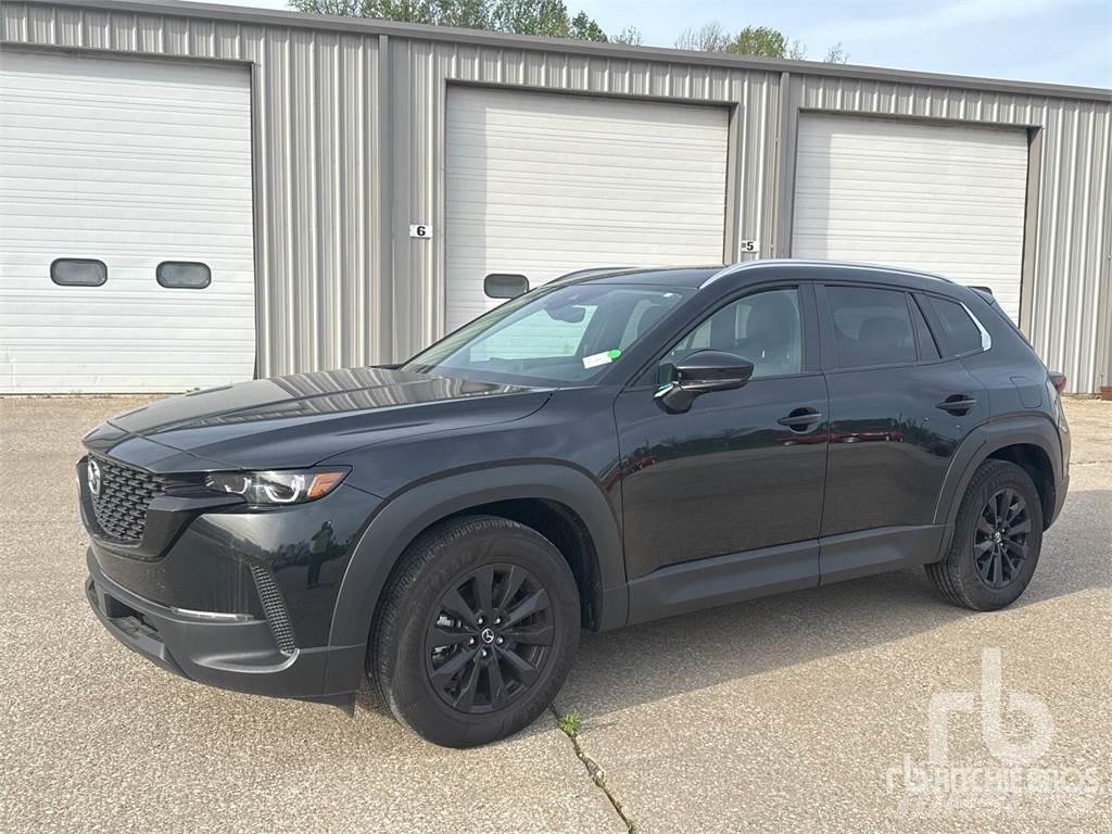 Mazda CX-50 Kis teherszállító/Platós kocsi