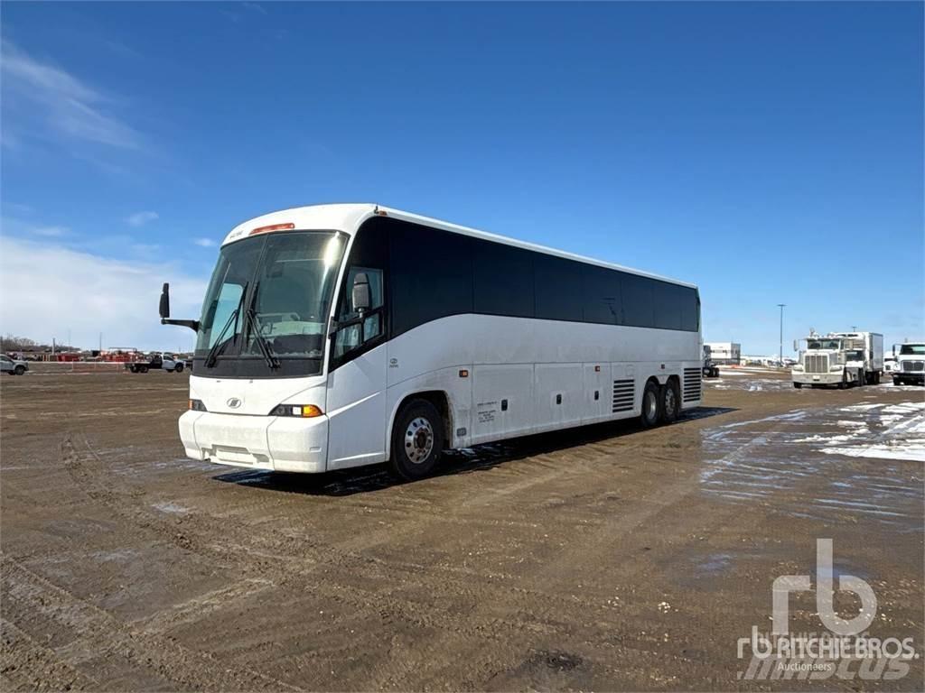 MCI J4500 Kirándulóbuszok