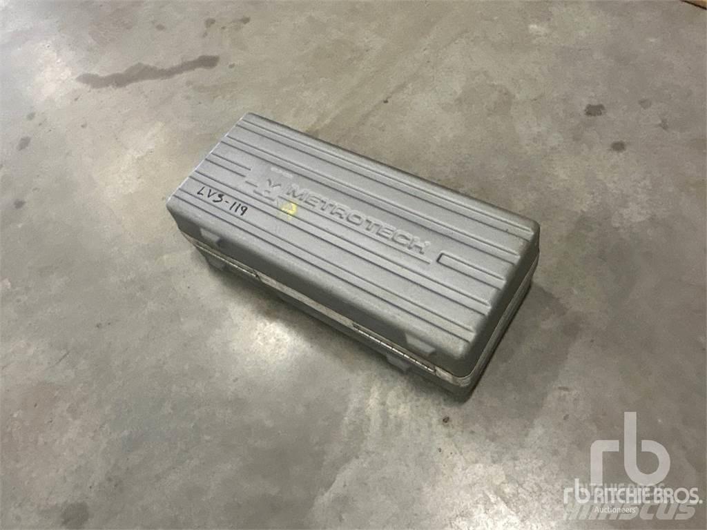  METROTECH 9800 Csőfektető dózerek