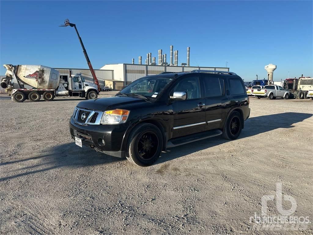 Nissan ARMADA Kis teherszállító/Platós kocsi