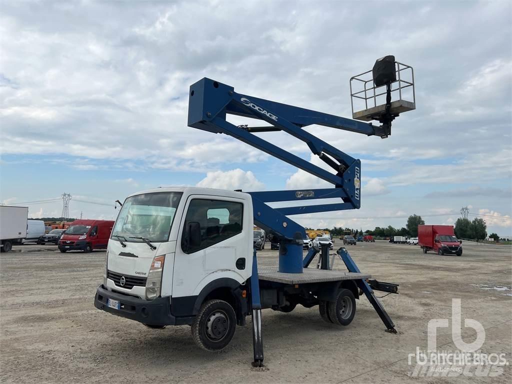Nissan CABSTAR Pótkocsira szerelt emelők és állványok