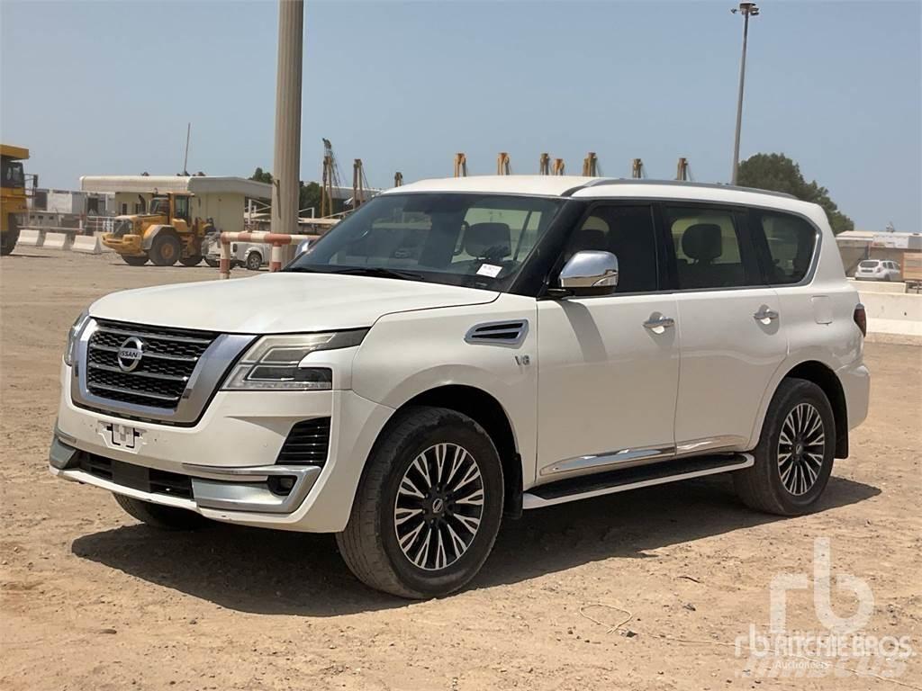 Nissan PATROL Kis teherszállító/Platós kocsi
