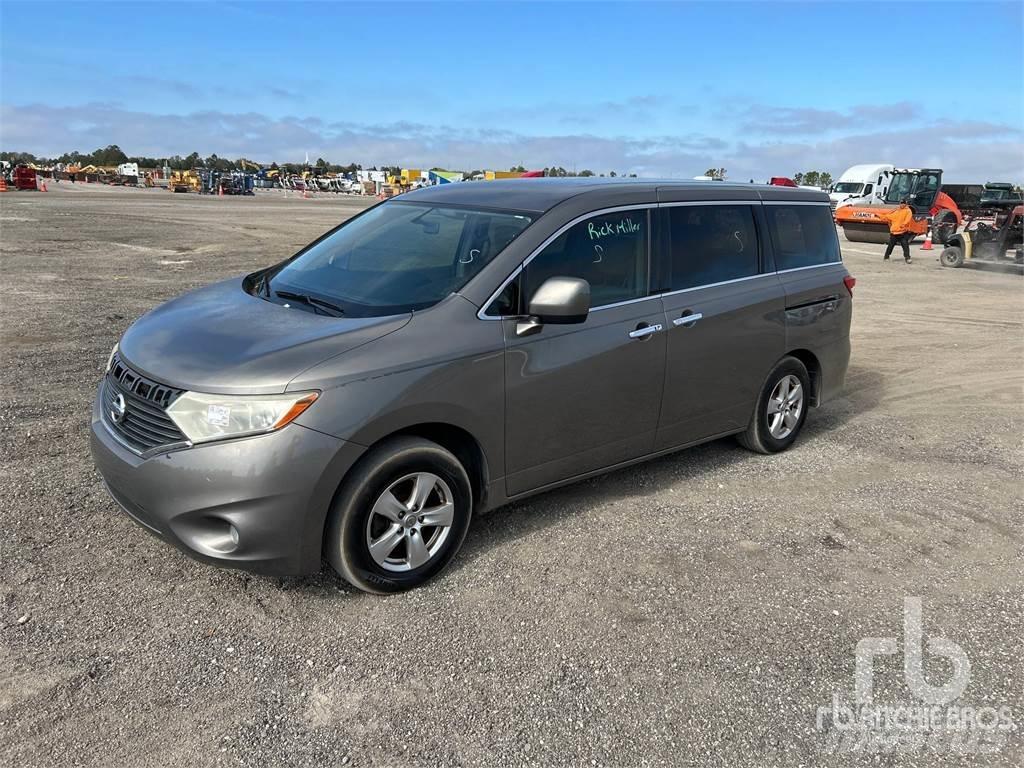 Nissan QUEST Transporterek
