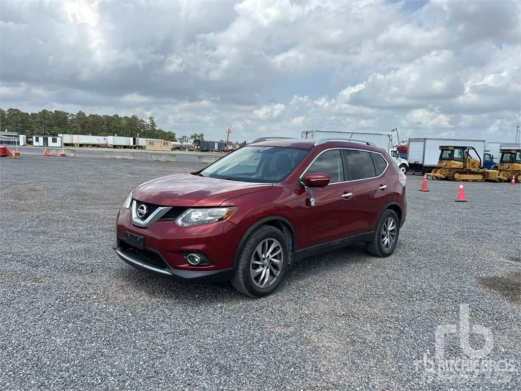 Nissan ROGUE Kis teherszállító/Platós kocsi