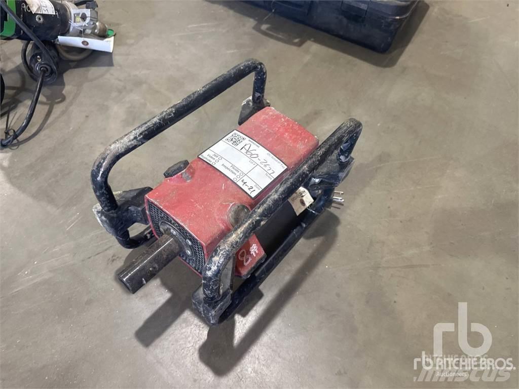 NORTHROCK 2 Vibrátorok