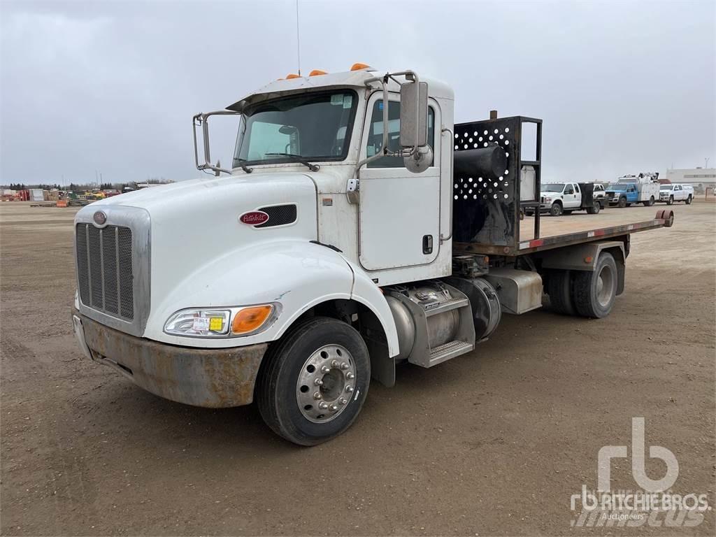 Peterbilt 330 Horgos rakodó teherautók