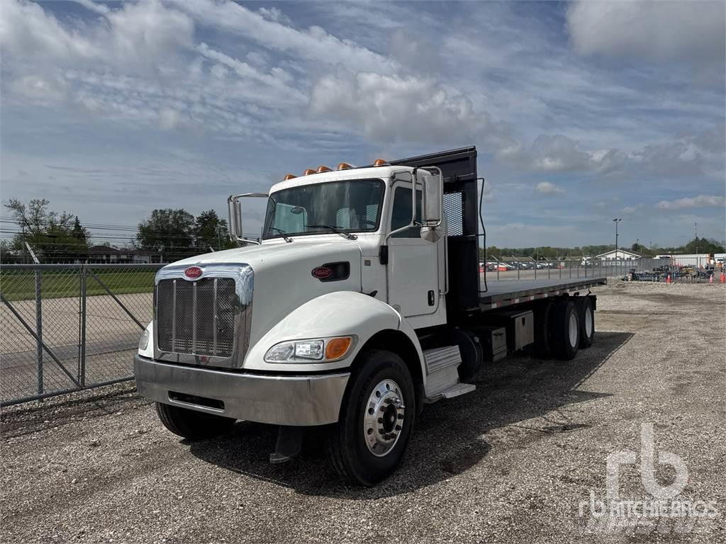 Peterbilt 348 Platós / Ponyvás teherautók