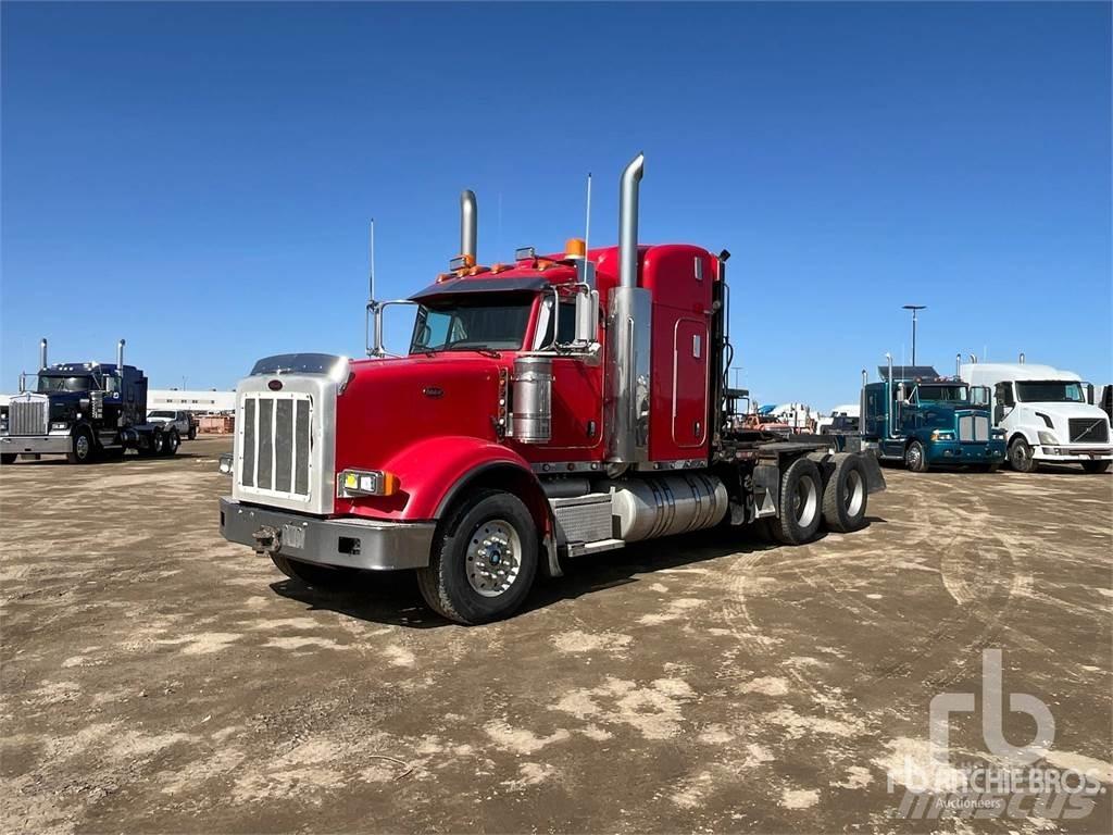 Peterbilt 367 Platós/Csörlős teherautók