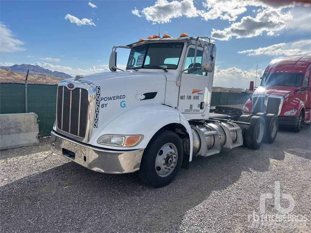 Peterbilt 384 Nyergesvontatók